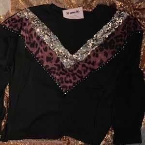 Leopard sequin top